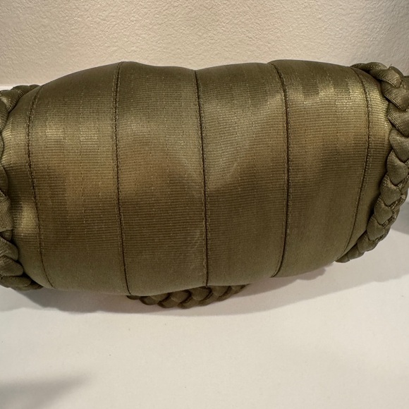 ✨ Harvey’s Sophia Seatbelt Bag – Rare Olive Green – Collector’s Style ✨ - Picture 5 of 5